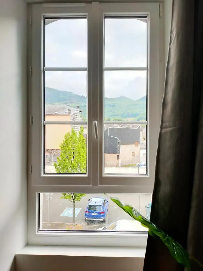 Superbe T2 Aux Pieds Des Cimes, Lumineux, Calme, Classe 4 Etoiles バニエール・ド・ビゴール フランス